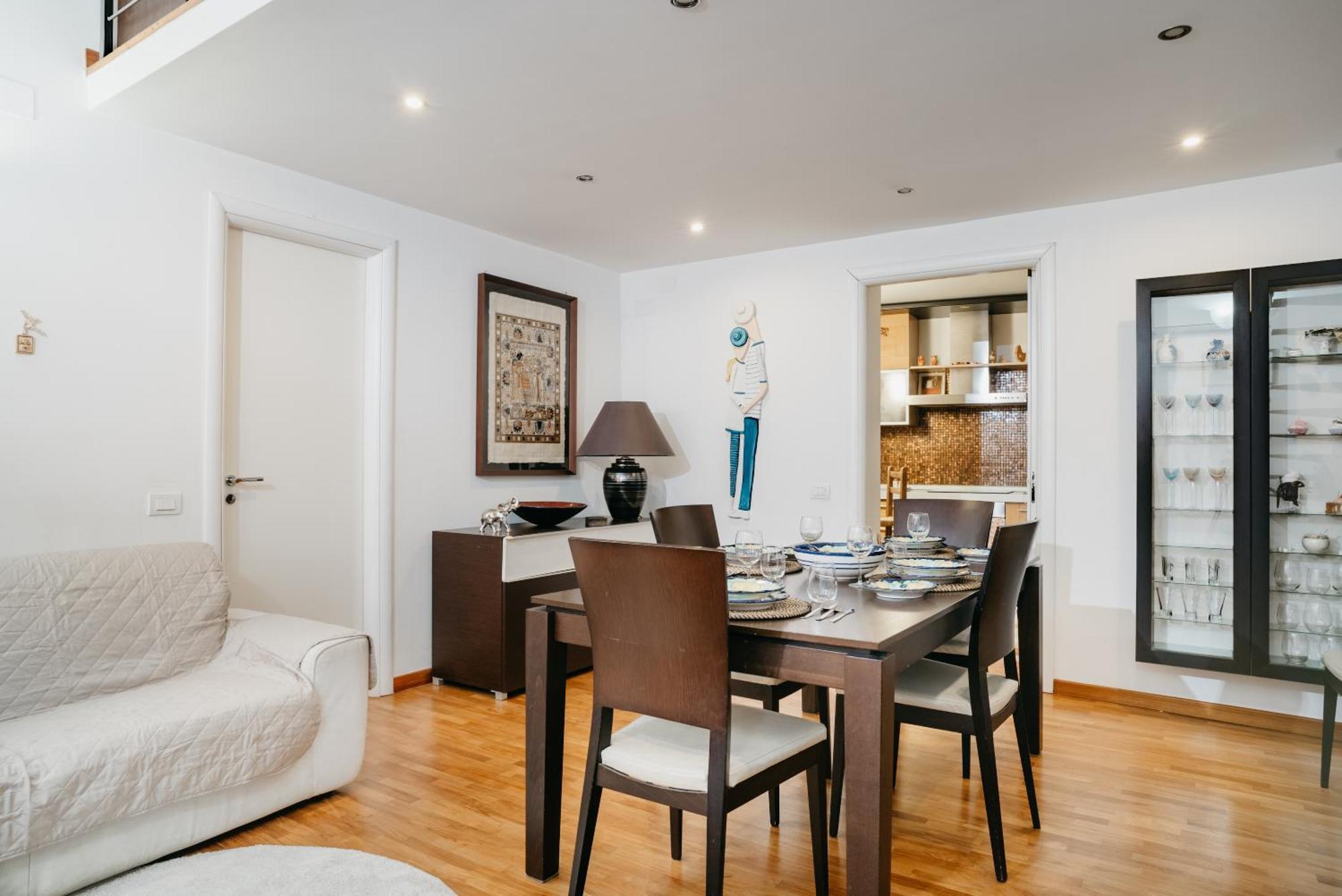 La Casa Dell' Avvocato - Centro Apartment *